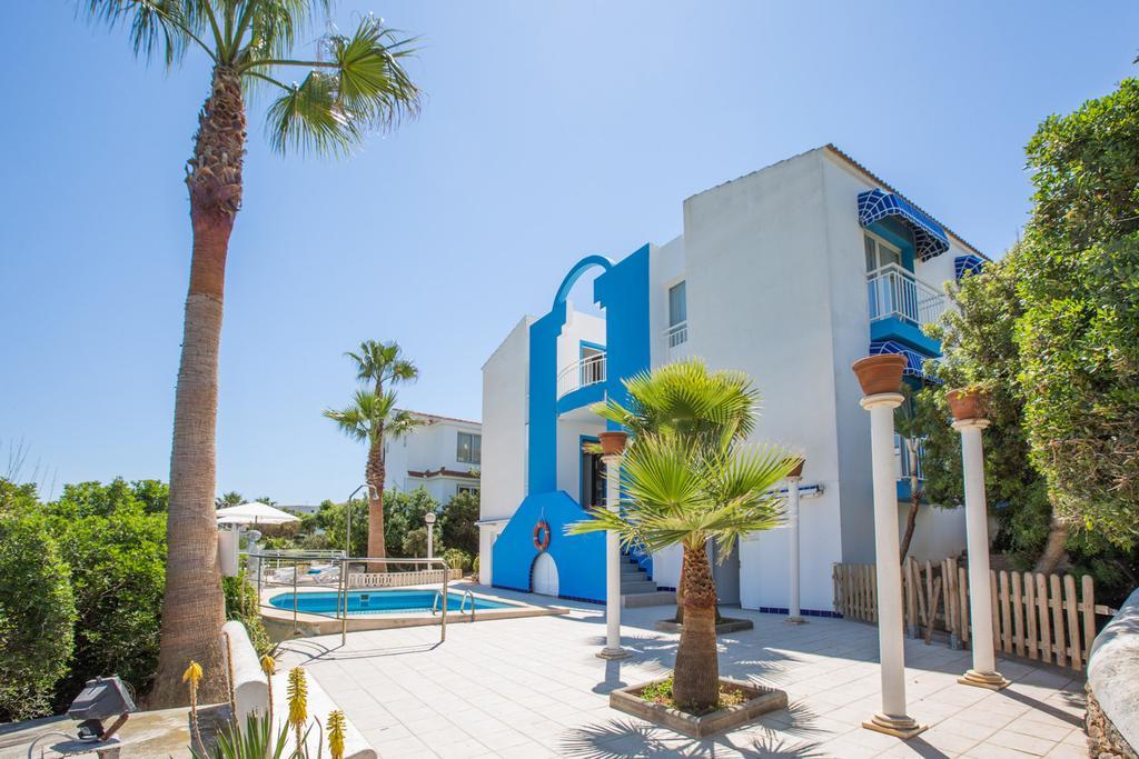 Estel Blanc Apartments - Adults Only Cala'N Blanes  Exterior photo
